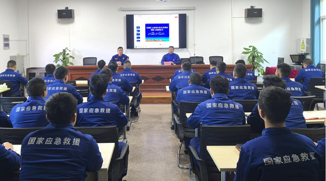 国家安全生产应急救援队伍  全力做好岁末年初风险防范工作